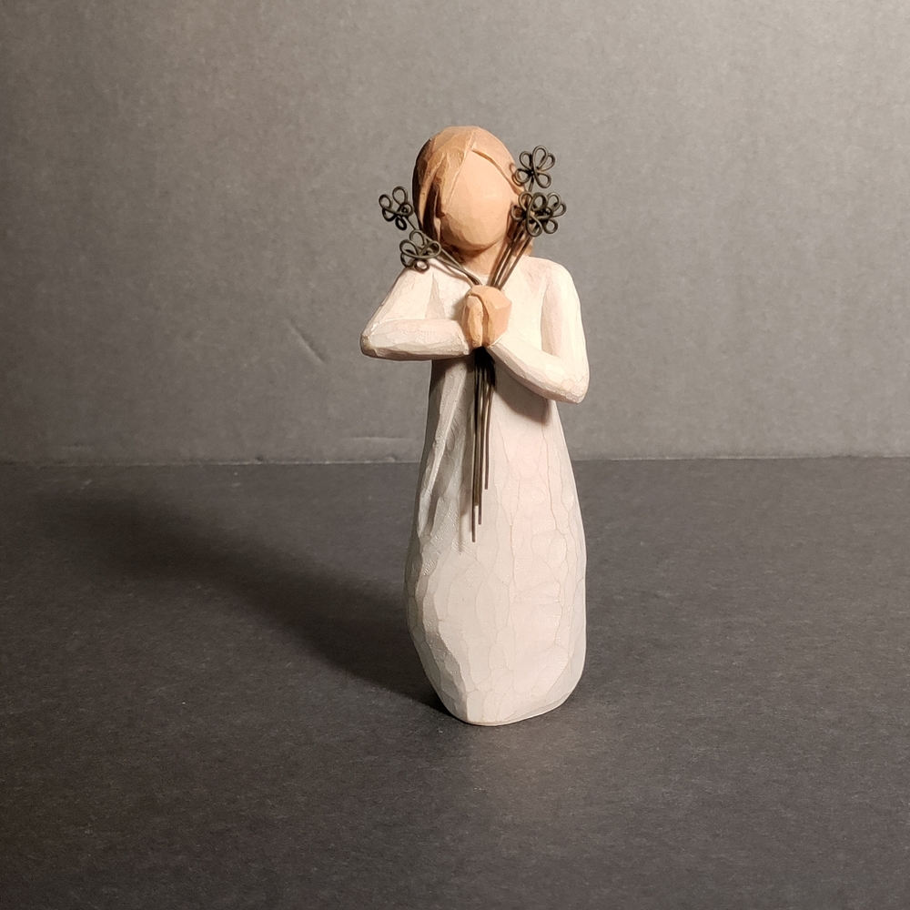 WILLOW FIGURINE⭐